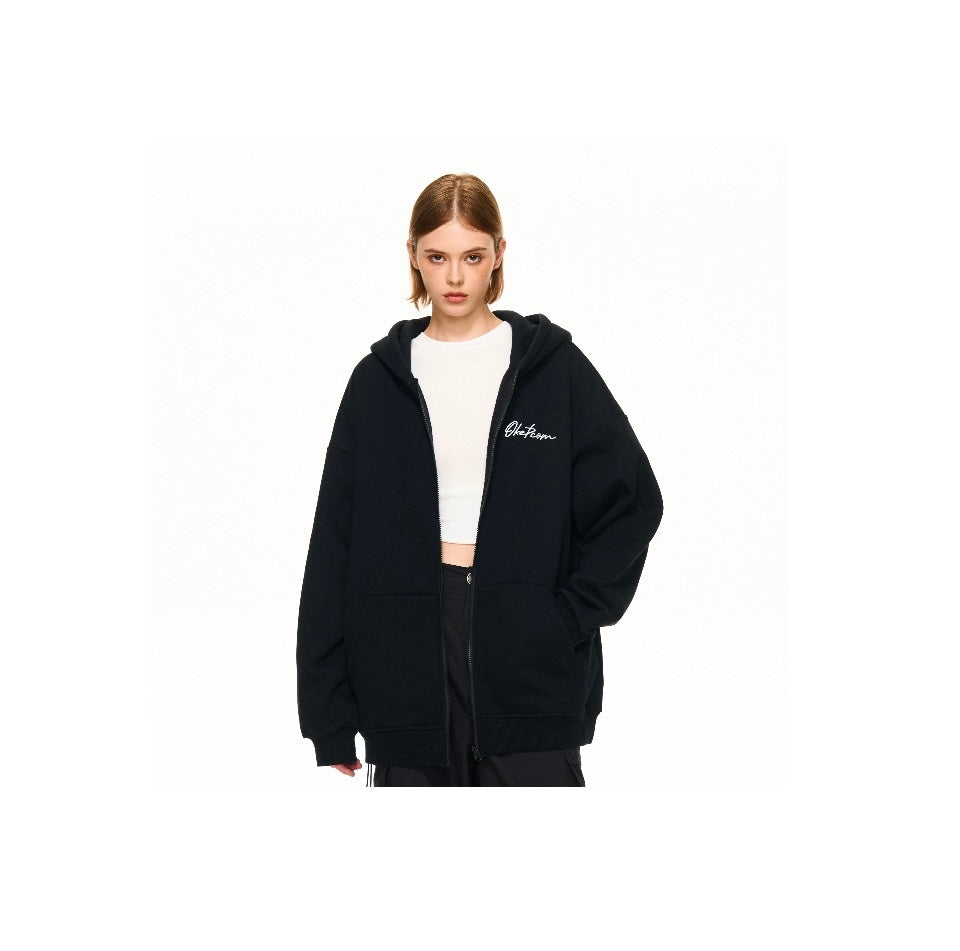 RECOLETA x OKET co-branded model