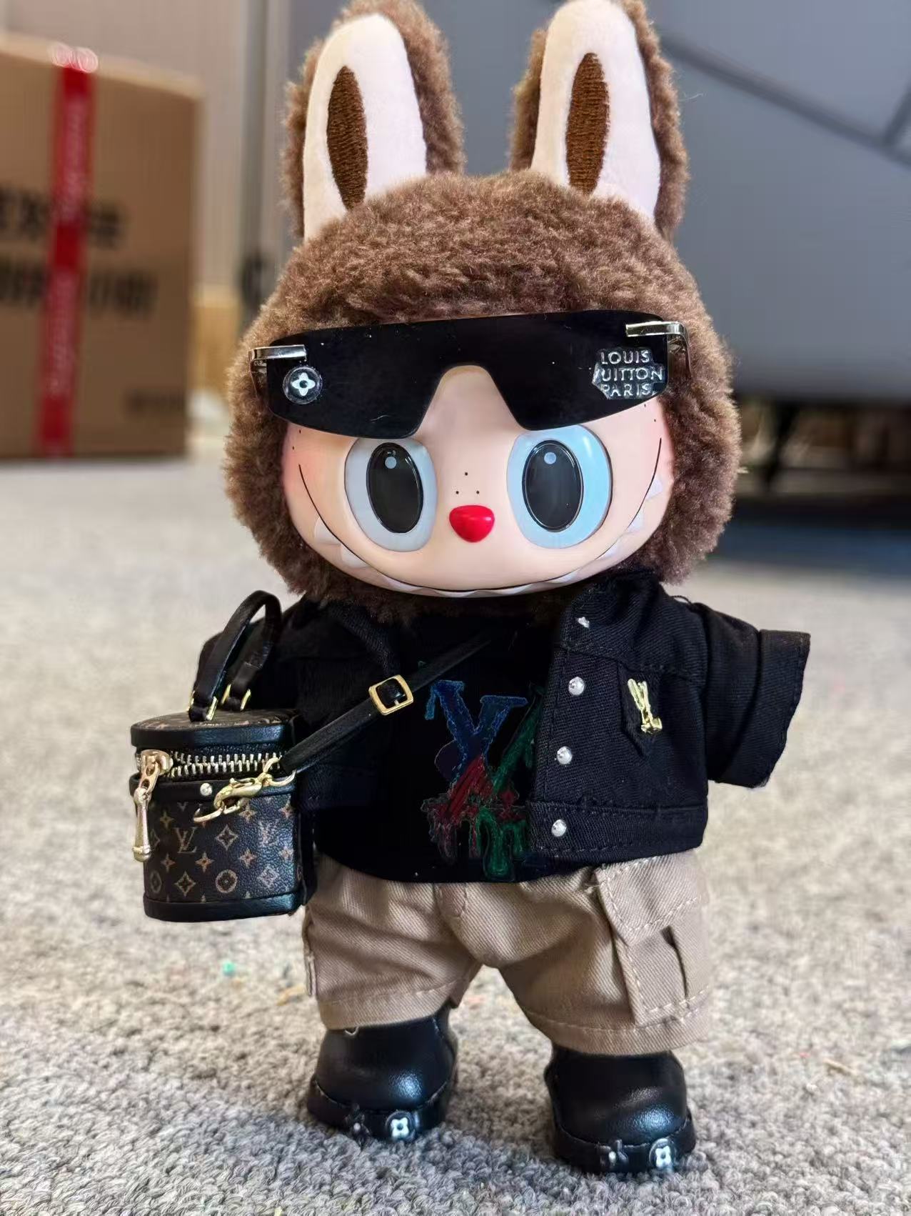 LV NEW LABUBU OUTFITS(Handmade Degign)