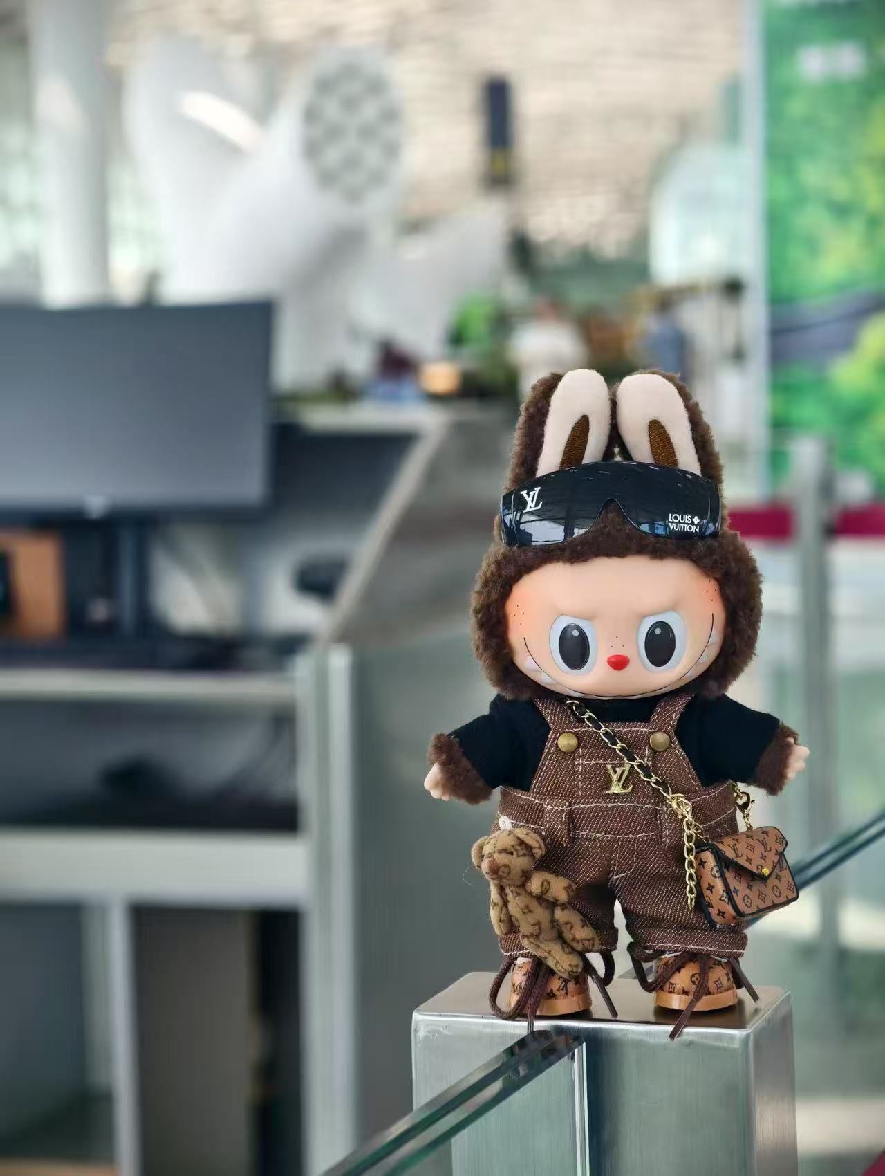 LV NEW LABUBU OUTFITS(Handmade Degign)